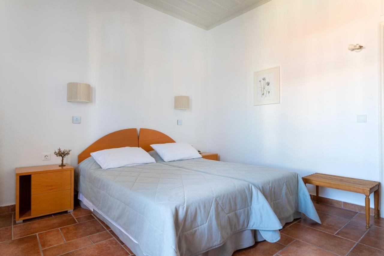 Hotel Roumani Spétses Buitenkant foto