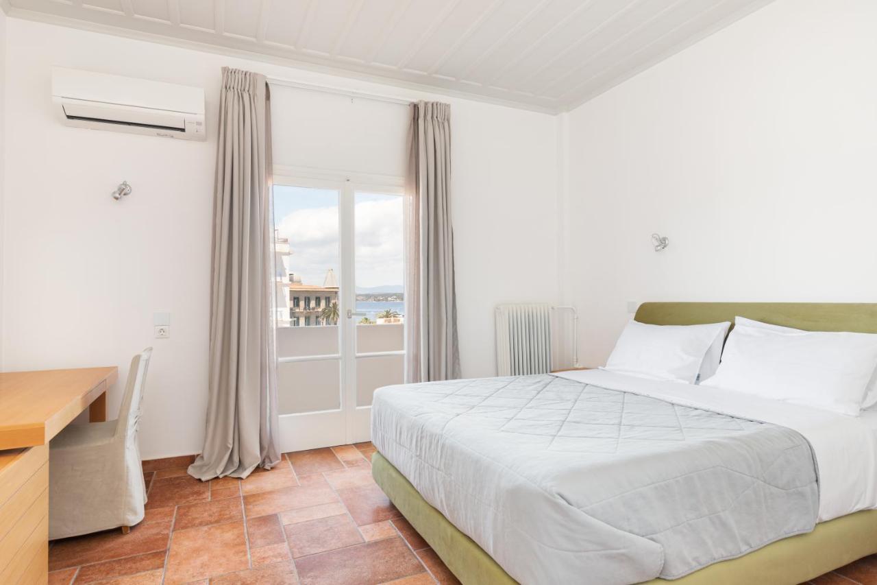 Hotel Roumani Spétses Buitenkant foto