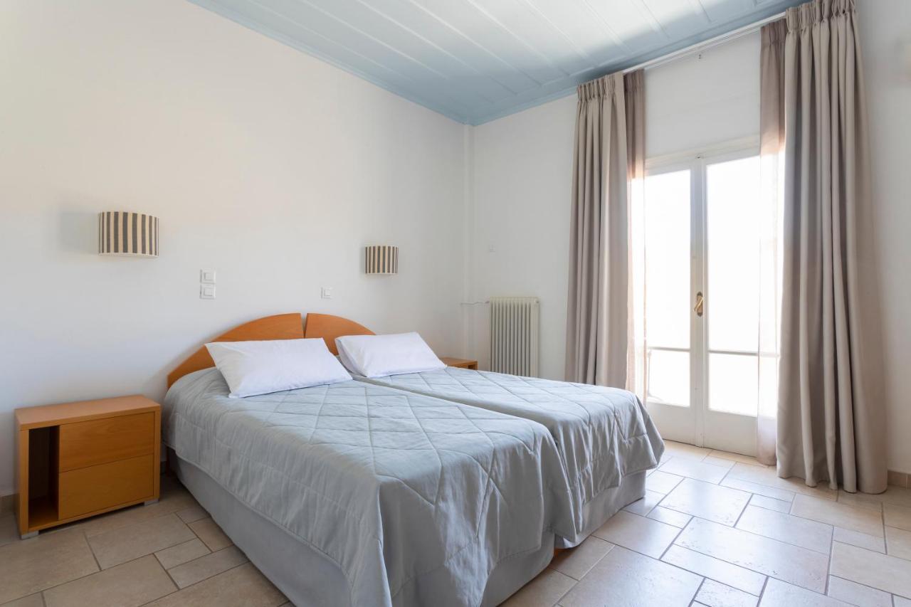 Hotel Roumani Spétses Buitenkant foto