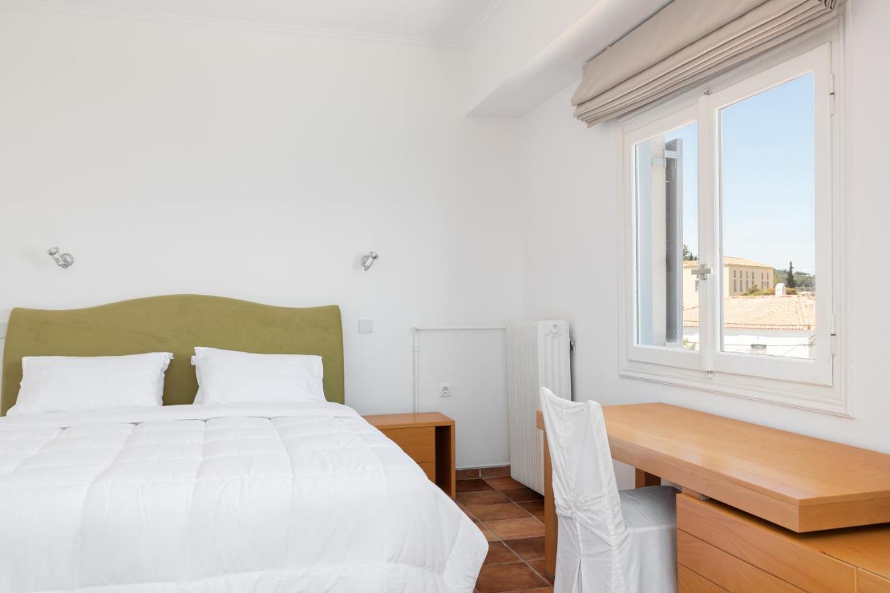 Hotel Roumani Spétses Buitenkant foto