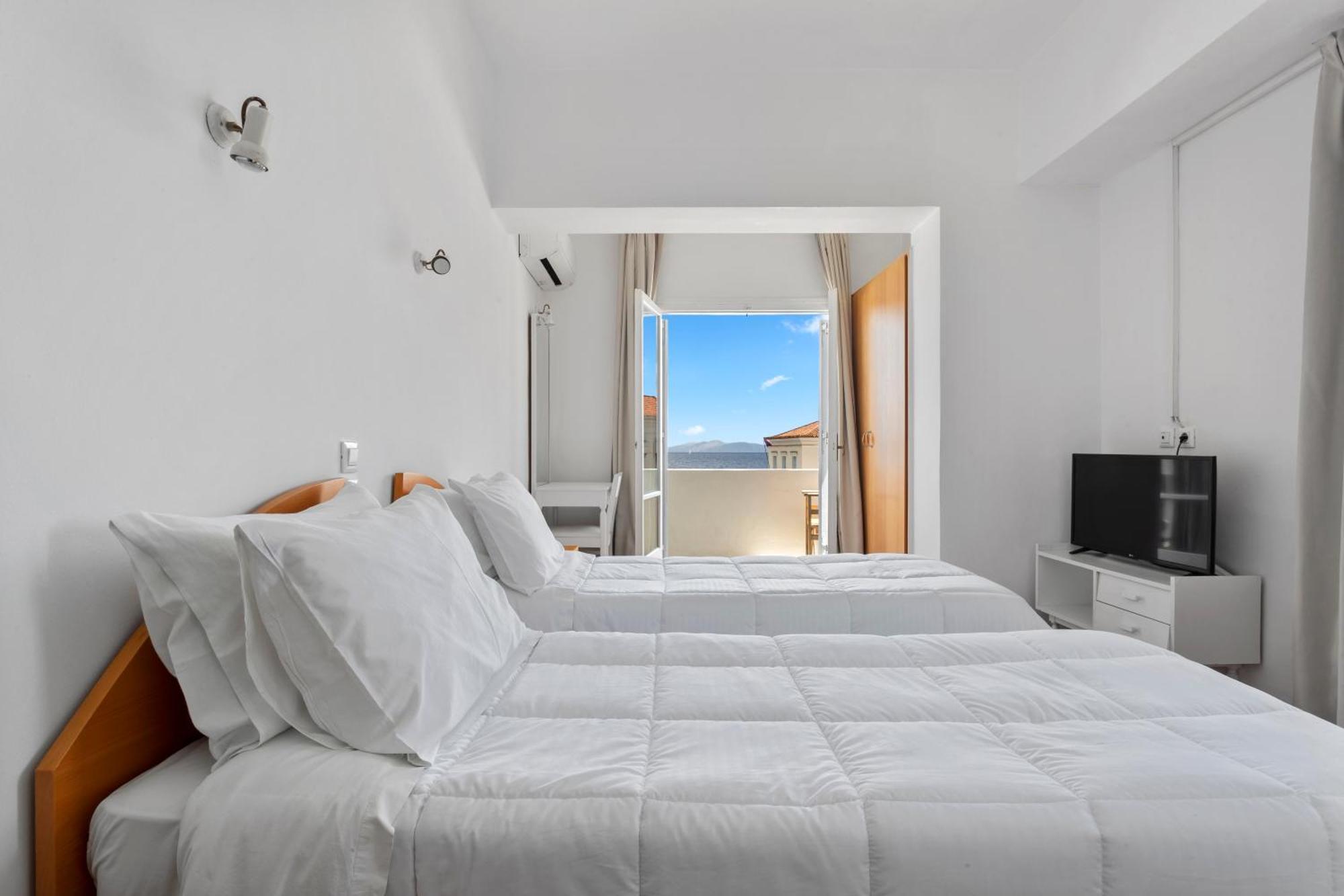 Hotel Roumani Spétses Buitenkant foto
